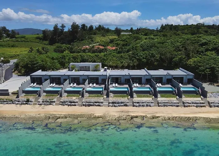 Feliz Villa Suite Kourijima View